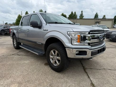 Used 2020 Ford F150 XLT w/ Equipment Group 302A Luxury AWD/4WD image 9