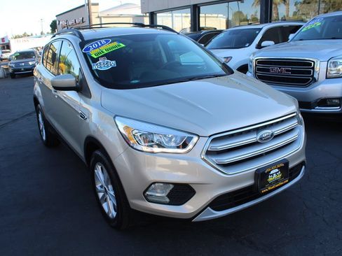 Used 2018 Ford Escape SEL FWD image 8