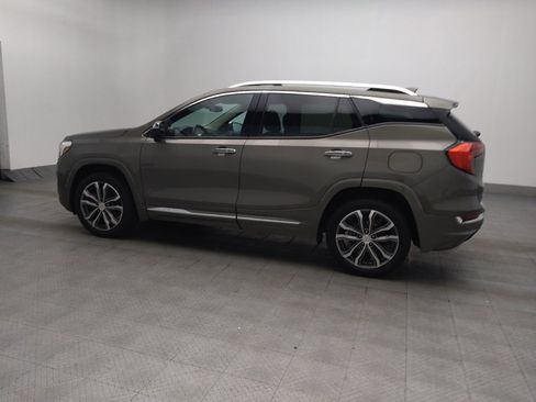 Used 2018 GMC Terrain Denali w/ Driver Alert Package II AWD/4WD image 3