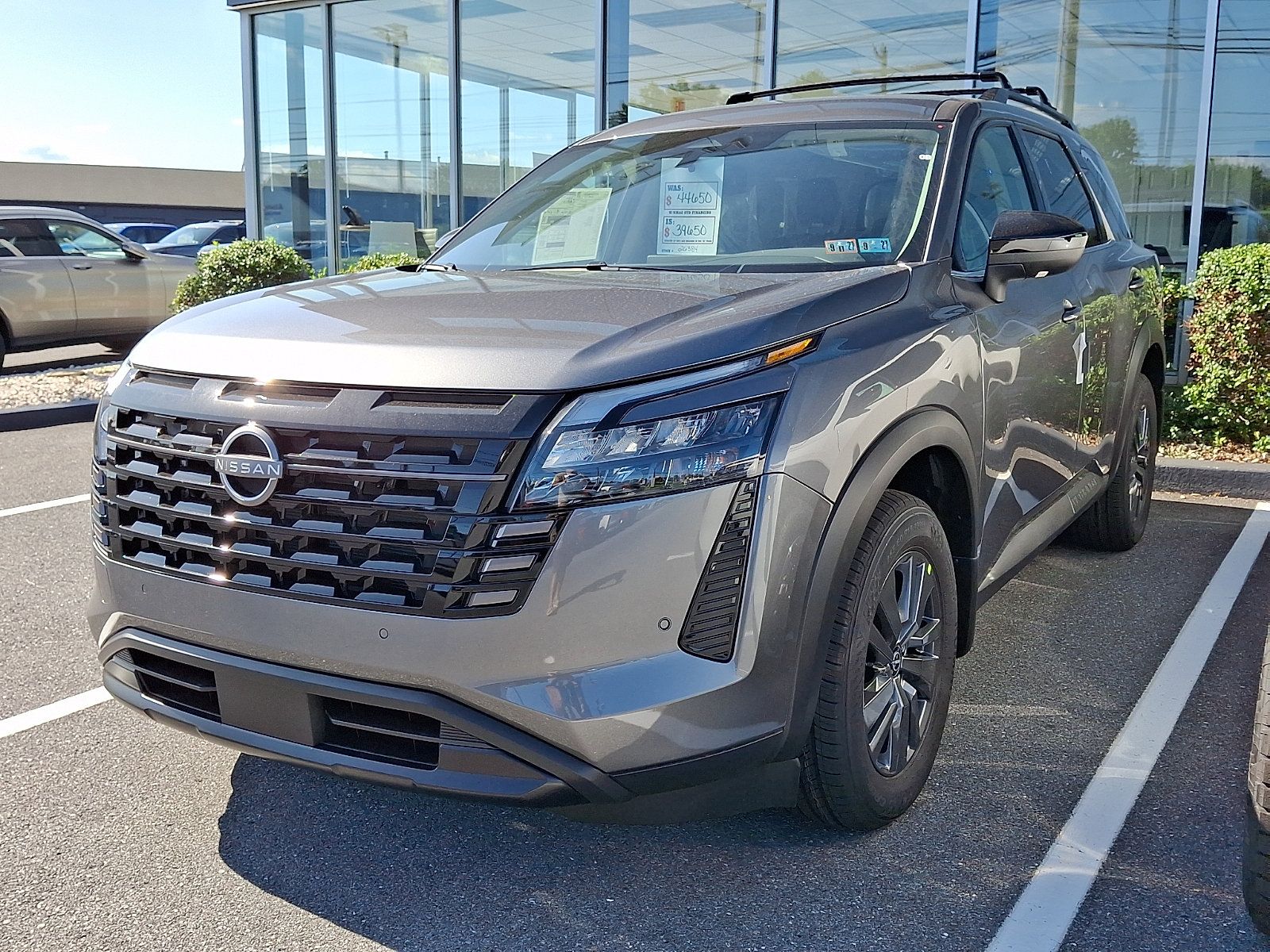 New 2026 Nissan Pathfinder SV AWD/4WD image 3