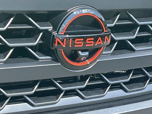 New 2026 Nissan Frontier PRO-4X w/ Pro Premium Package AWD/4WD image 11