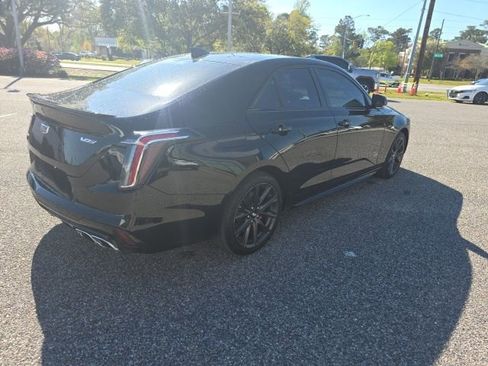 Used 2022 Cadillac CT4 V w/ Navigation Package image 5