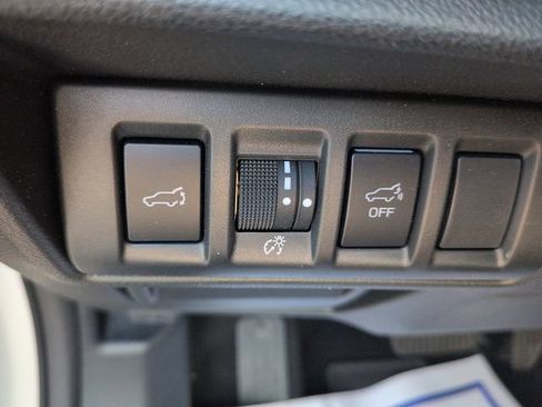 Used 2025 Subaru Outback Limited AWD/4WD image 18