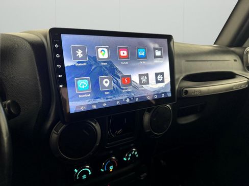 Used 2015 Jeep Wrangler Sport w/ Connectivity Group image 26