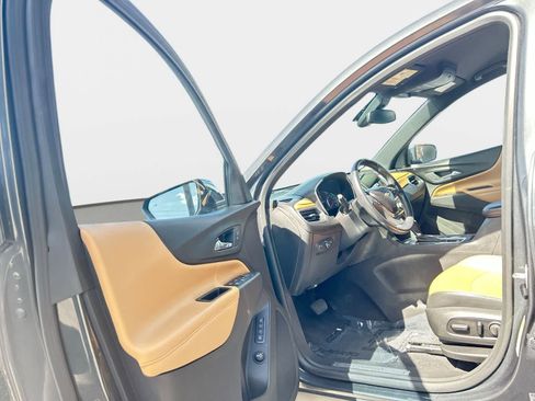 Used 2020 Chevrolet Equinox Premier FWD image 10
