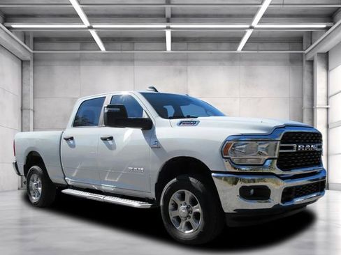 Used 2024 RAM 2500 Big Horn image 1