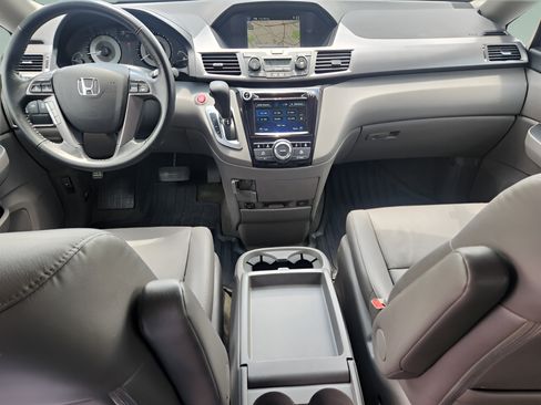 Used 2014 Honda Odyssey EX-L image 11