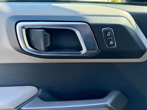 Used 2021 Ford Bronco Wildtrak image 27