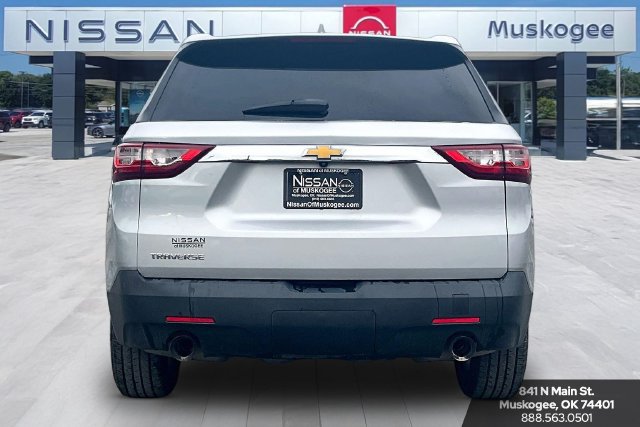 Used 2021 Chevrolet Traverse LS FWD image 6
