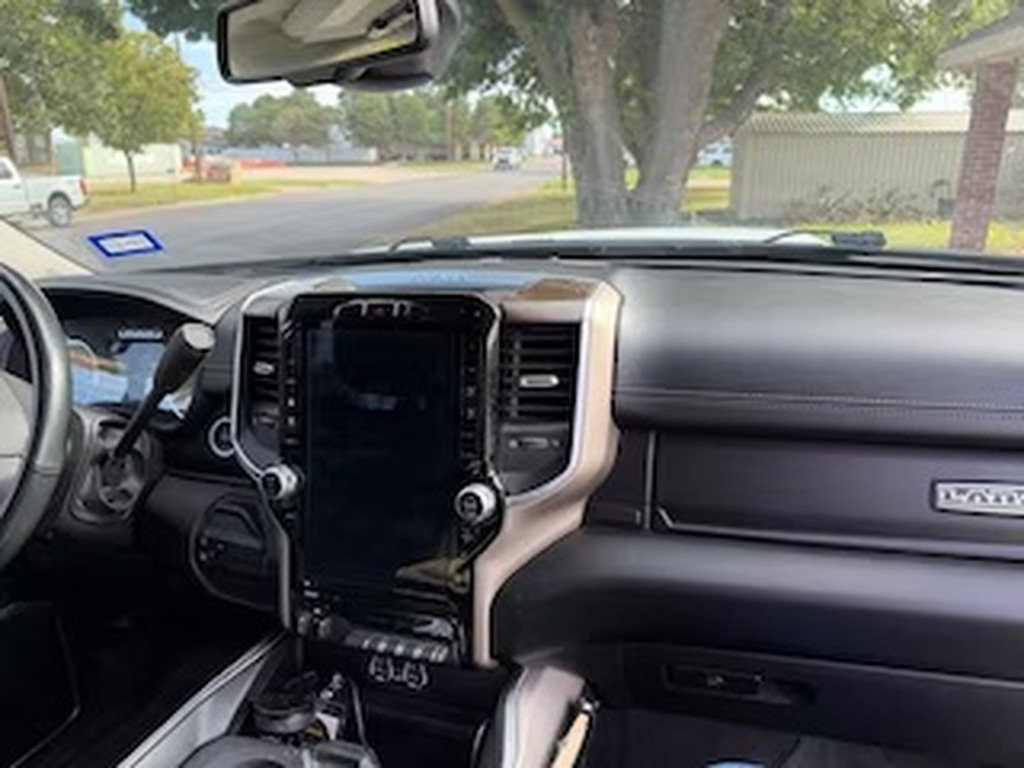 Used 2023 RAM 2500 Laramie AWD/4WD image 19