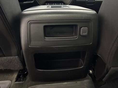 Used 2018 Chevrolet Silverado 2500 High Country image 30