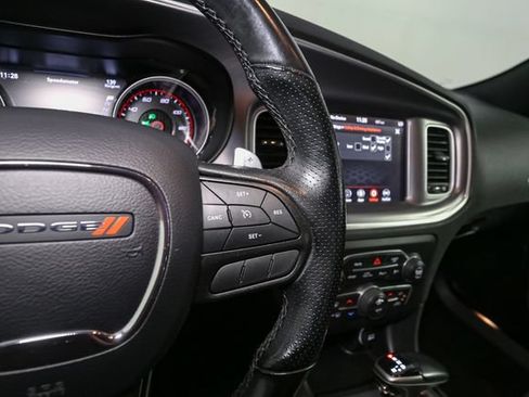 Used 2020 Dodge Charger SXT AWD/4WD image 30