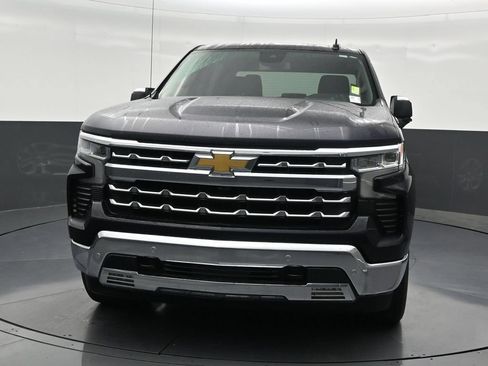 Used 2022 Chevrolet Silverado 1500 LTZ RWD image 9