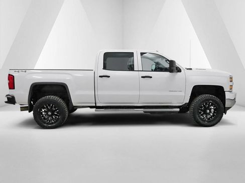 Used 2018 Chevrolet Silverado 3500 W/T w/ WT Fleet Convenience Package AWD/4WD image 8