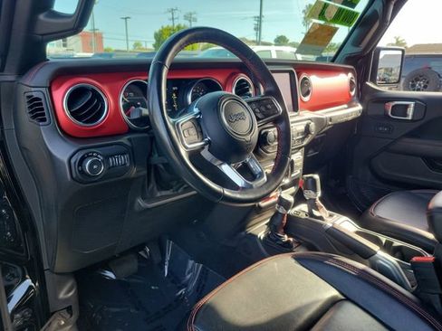 Certified 2022 Jeep Wrangler Unlimited Rubicon w/ Xtreme Recon 35" Tire Package image 16