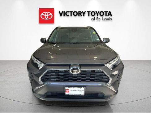 Used 2025 Toyota RAV4 XLE image 8