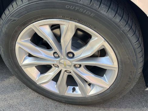 Used 2021 Chevrolet Malibu LT image 8