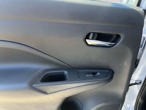 New 2025 Nissan Versa SV w/ Trunk Package FWD image 12