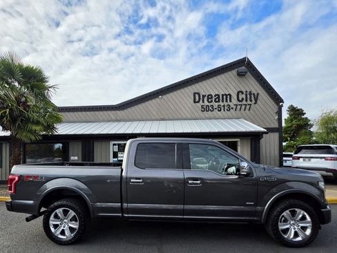 Used 2016 Ford F150 Platinum w/ Equipment Group 701A Luxury AWD/4WD image 2