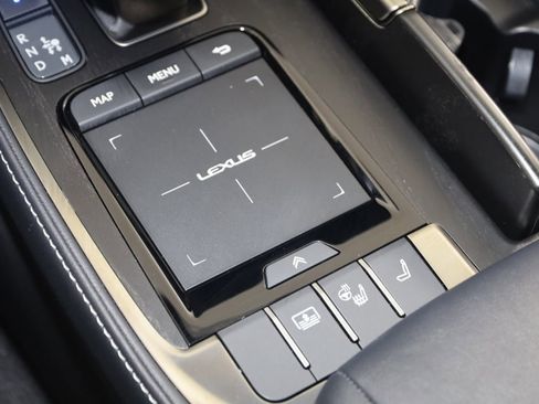 Used 2021 Lexus LS 500 AWD image 33