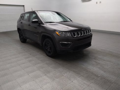 Used 2018 Jeep Compass Sport AWD/4WD image 13