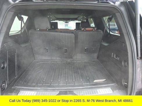 Used 2024 GMC Yukon XL Denali Ultimate w/ LPO, Floor Liner Package AWD/4WD image 22