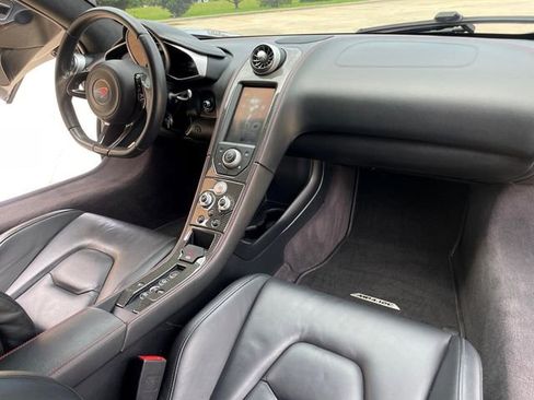 Used 2012 McLaren MP4-12C Base image 55