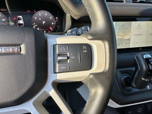 Used 2023 Land Rover Defender 110 S image 16