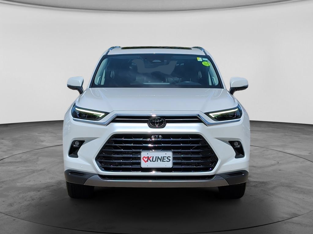 Used 2024 Toyota Grand Highlander AWD Hybrid image 2