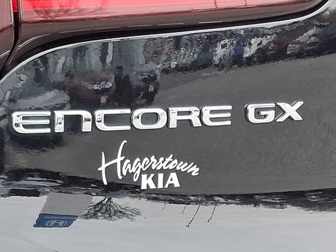 Used 2024 Buick Encore GX Sport Touring image 29