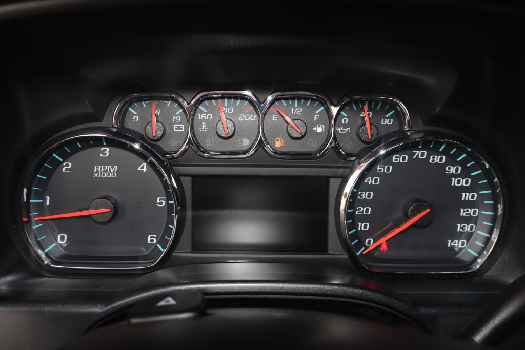 Used 2018 Chevrolet Silverado 1500 LT w/ All Star Edition AWD/4WD image 21