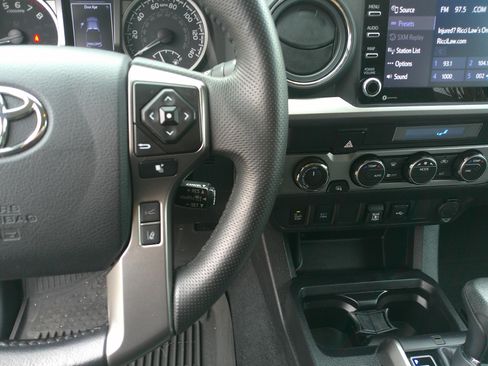 Used 2023 Toyota Tacoma SR5 w/ Technology Package image 21