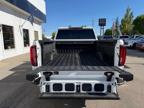 Certified 2023 GMC Sierra 2500 Denali w/ Denali Ultimate Package AWD/4WD image 9