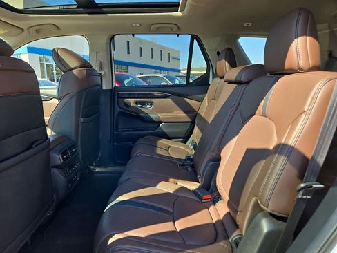Certified 2025 Honda Pilot Elite image 12