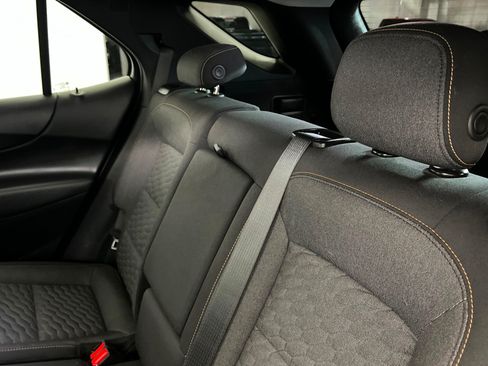 Used 2020 Chevrolet Equinox LT FWD image 21