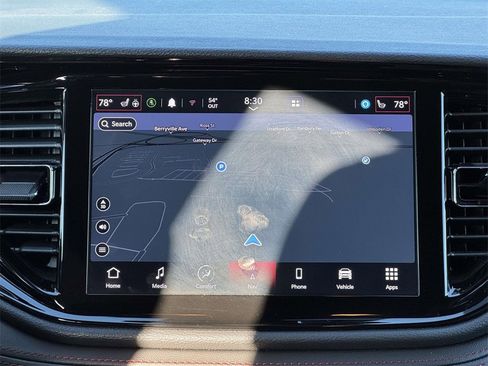 Used 2025 Dodge Durango GT image 3