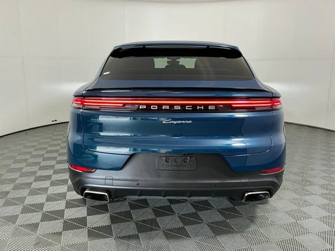Used 2024 Porsche Cayenne Coupe AWD/4WD image 6