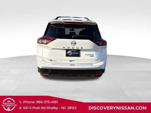 New 2026 Nissan Rogue Platinum w/ Platinum Premium Package image 8
