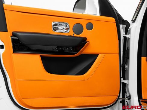 Used 2022 Rolls-Royce Cullinan image 22