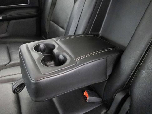 Used 2019 RAM 1500 Laramie image 26