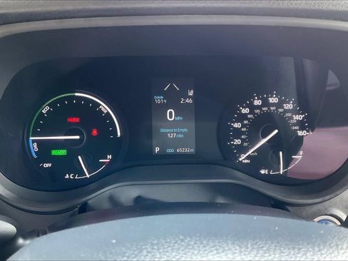 Used 2022 Toyota Sienna XLE w/ XLE Plus Package FWD image 13