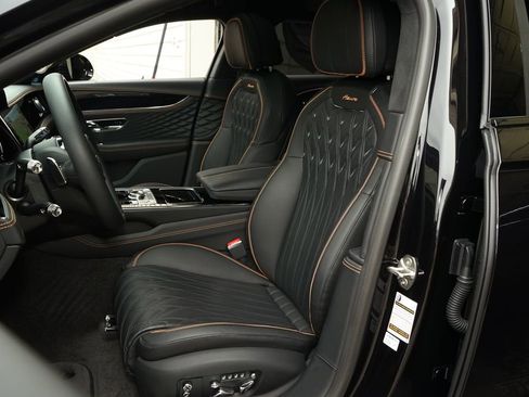 Used 2026 Bentley Flying Spur Azure image 9