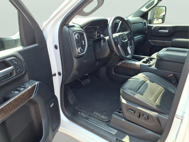 Used 2021 GMC Sierra 3500 Denali w/ Denali Ultimate Package AWD/4WD image 9