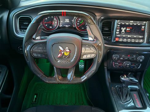 Used 2020 Dodge Charger Scat Pack w/ Dynamics Package RWD image 13