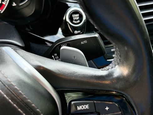 Used 2018 BMW 530i w/ Premium Package image 40