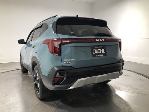 Used 2024 Kia Seltos EX image 5