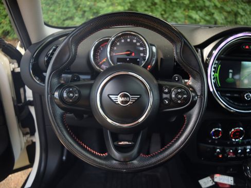 Used 2019 MINI Cooper Clubman S image 4