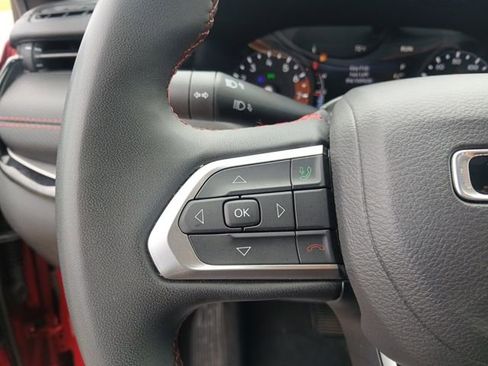 Used 2025 Jeep Compass Trailhawk AWD/4WD image 20