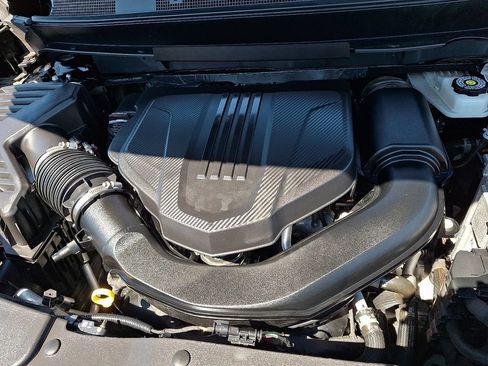 Used 2024 GMC Acadia Elevation FWD image 30
