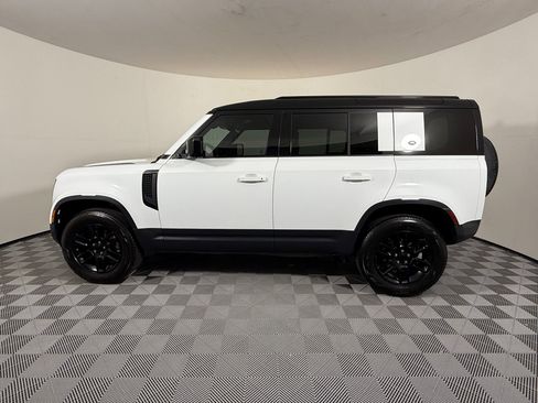 Used 2024 Land Rover Defender 110 S image 2